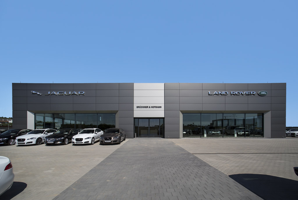  Jaguar Autohaus entrance view 